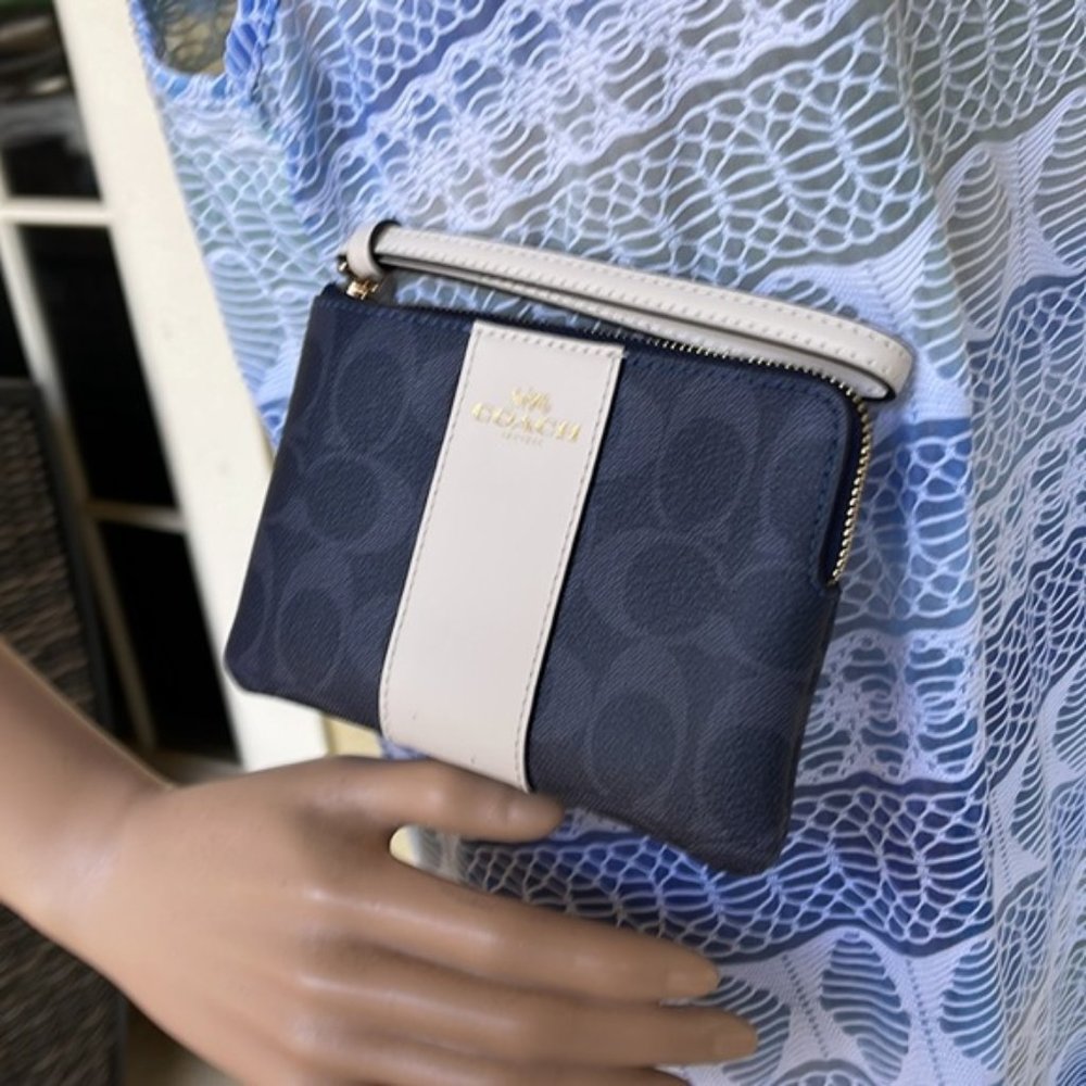 Coach Corner Zip Wristlet In Signature Canvas Denim Multi - Picture 9 of 15